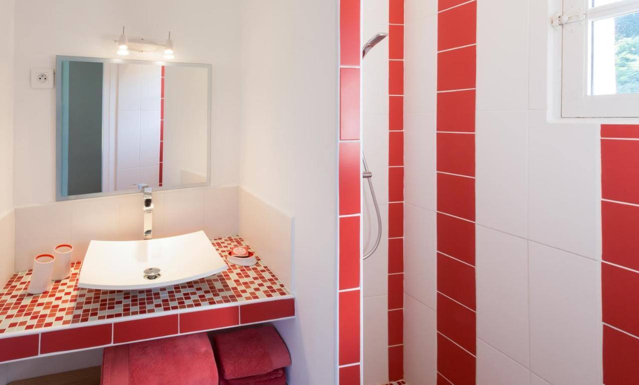 Domaine De La Font Des Peres - Teritoria Hotell Le Beausset Exteriör bild