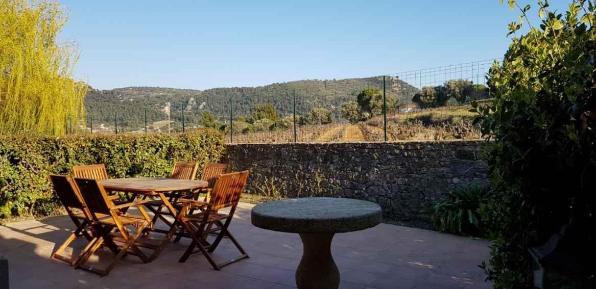 Domaine De La Font Des Peres - Teritoria Hotell Le Beausset Exteriör bild