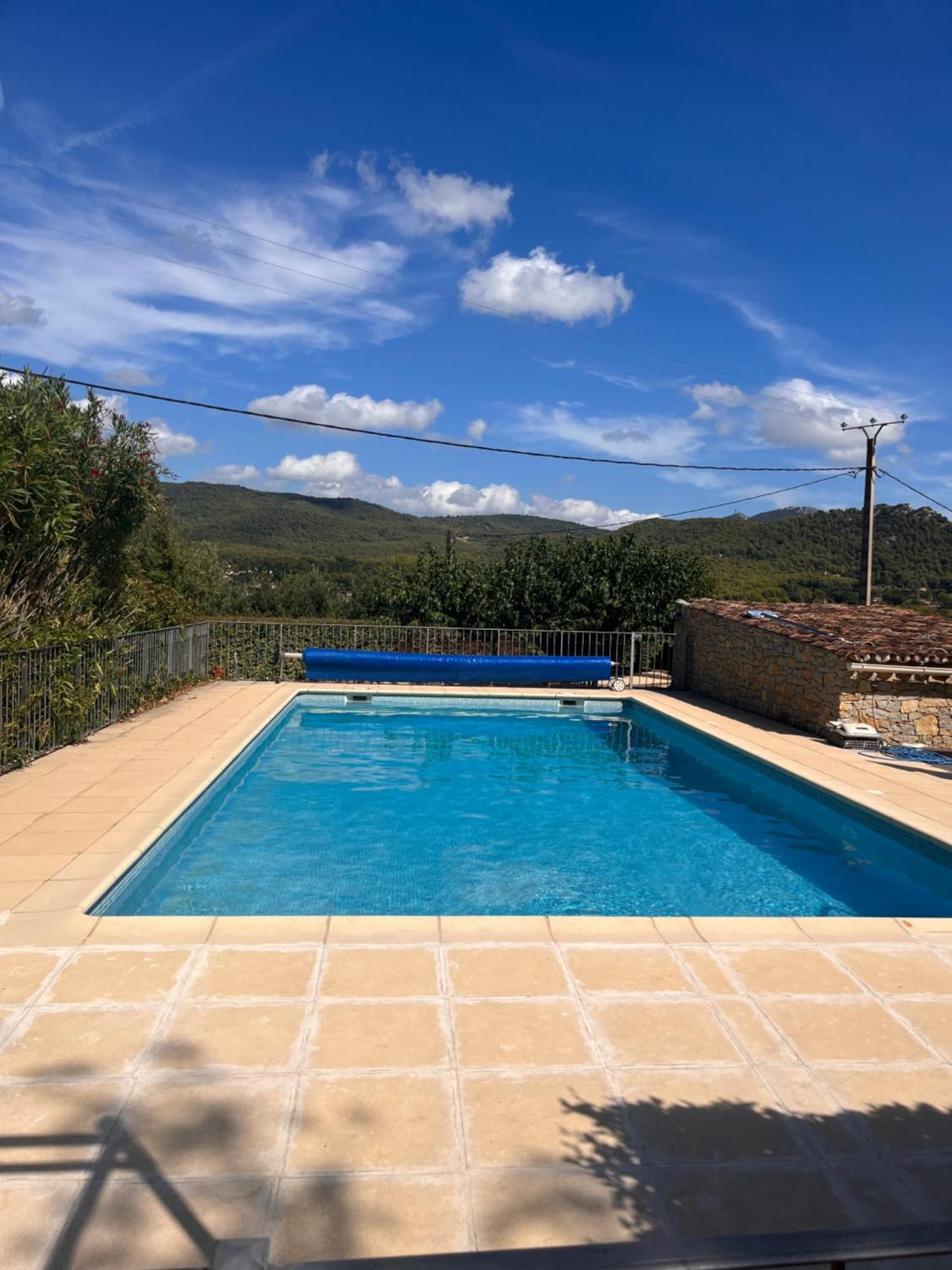 Domaine De La Font Des Peres - Teritoria Hotell Le Beausset Exteriör bild